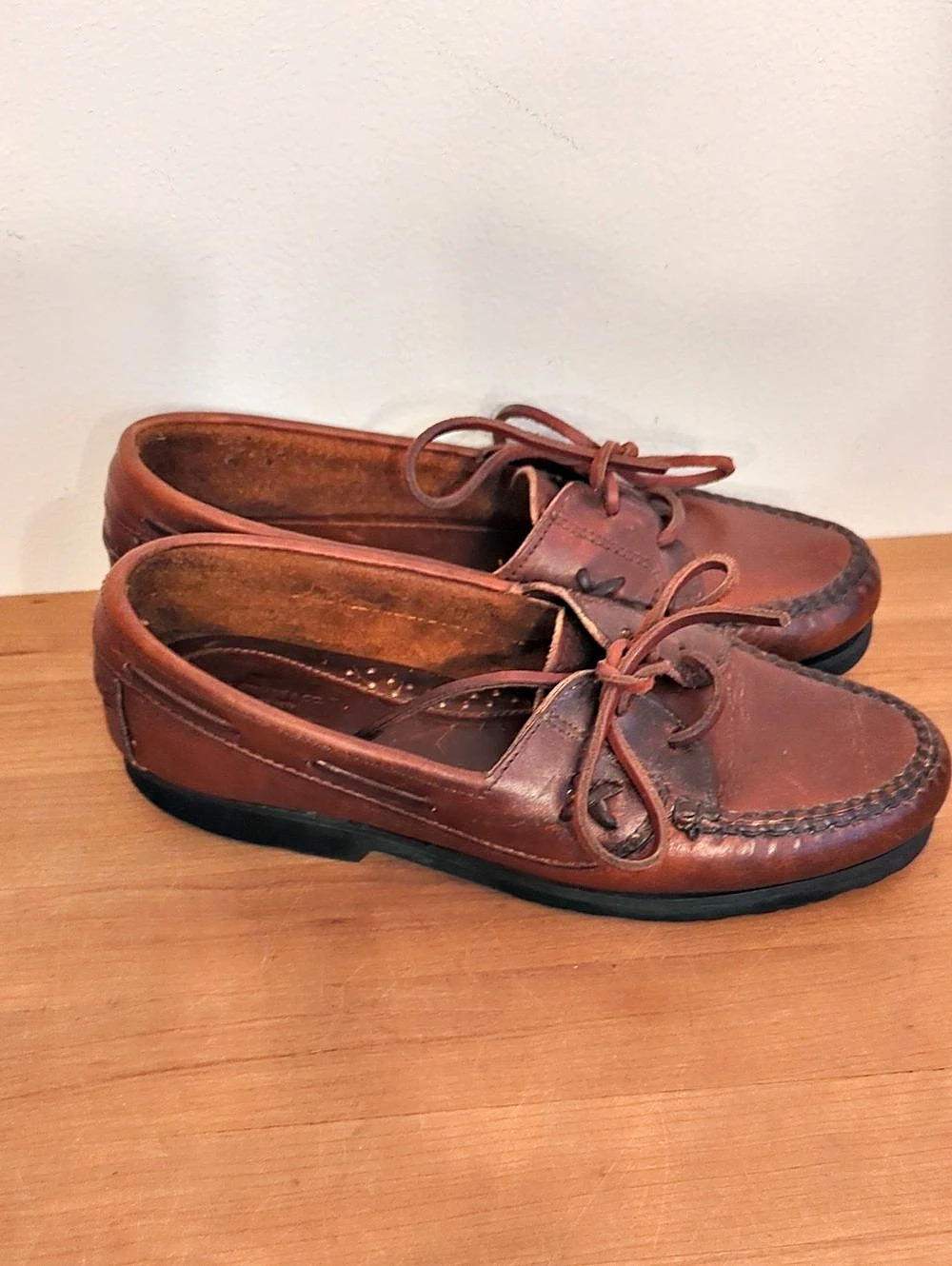 G H Bass Brown Leather Boat Shoes Women 7.5